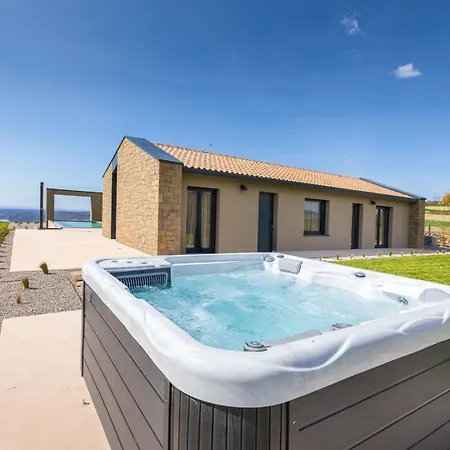 Rea By Villsy - With Private Pool, Sauna And Jacuzzi