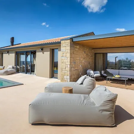 Rea By Villsy - With Private Pool, Sauna And Jacuzzi Villa *