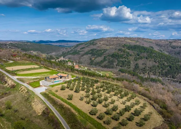 Rea By Villsy - With Private Pool, Sauna And Jacuzzi Vila *