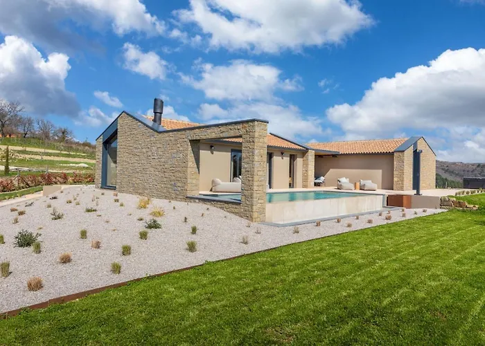 Rea By Villsy - With Private Pool, Sauna And Jacuzzi Grožnjan