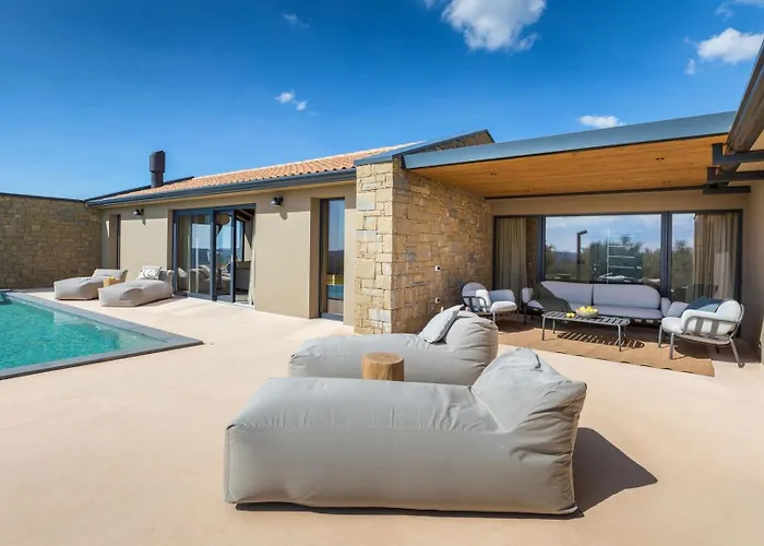 Rea By Villsy - With Private Pool, Sauna And Jacuzzi Villa *